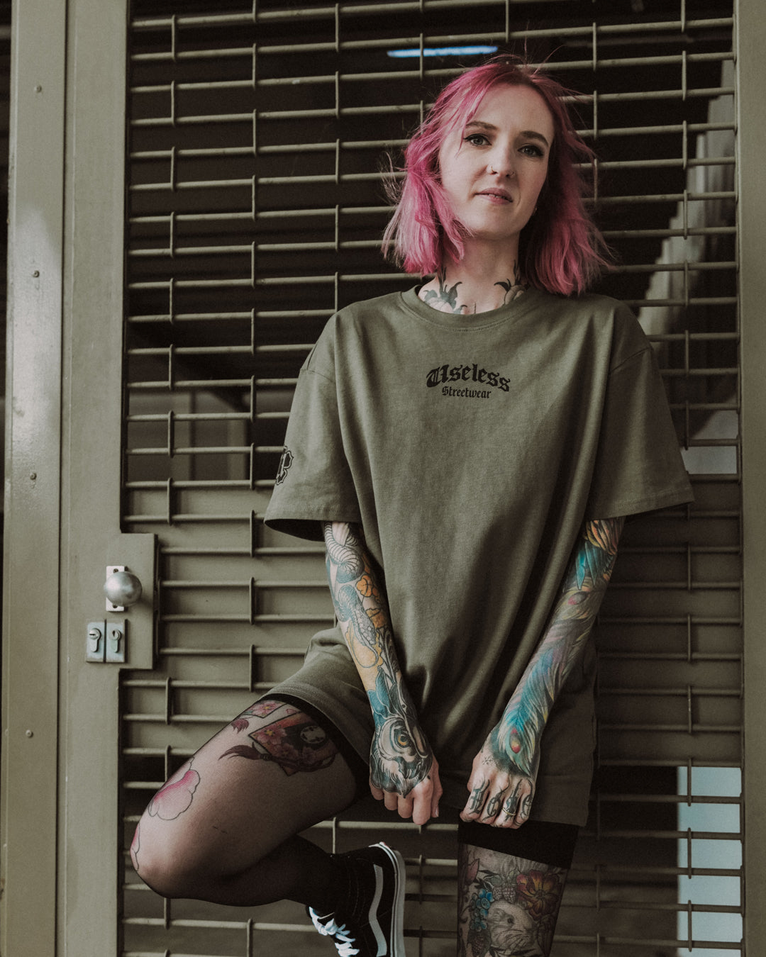 Old English - Oliv