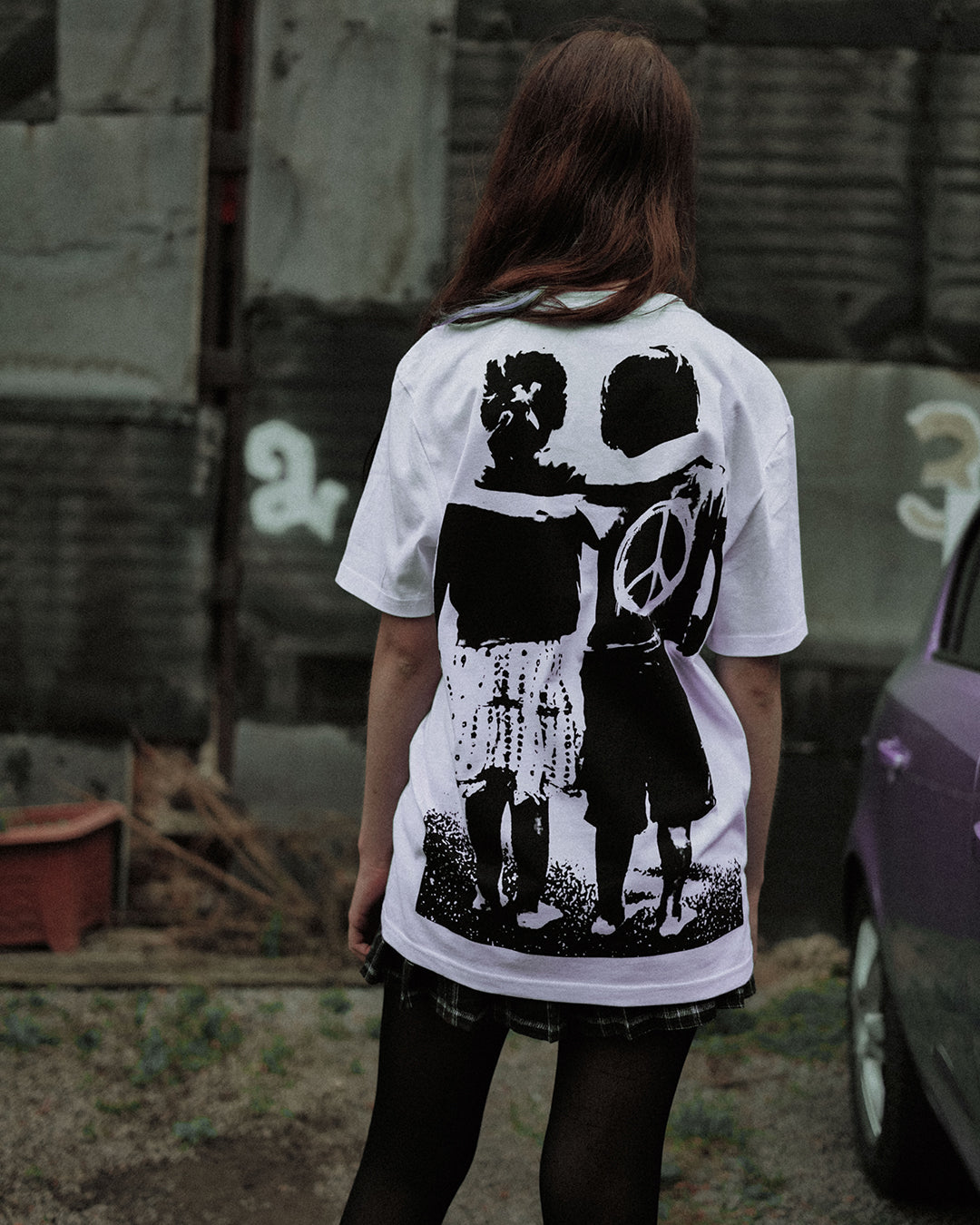 Arms Peace - T-Shirt